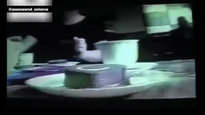 Alien avec des humains