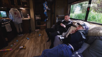 No Room For Error 2024 S01E01- Retour Dans La Montagne